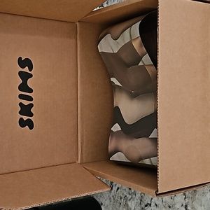 Skims x Swarovski Long Sleeve Bodysuit